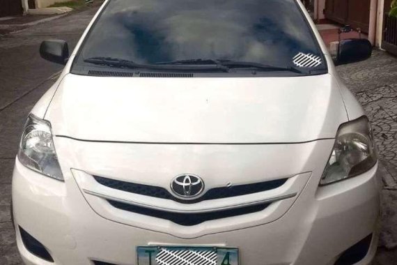 Toyota Vios 1.3J MT 2012 White Sedan For Sale 