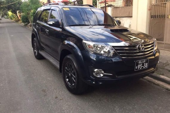 Toyota Fortuner V 2015 For sale