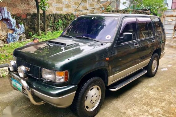 2002 Isuzu Trooper ls bighorn skyroof Mitsubishi pajero patrol hi lux