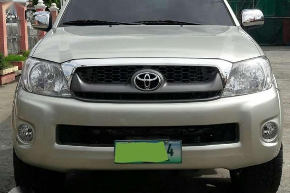 Toyota Hilux 2009 4x2 manual  For sale