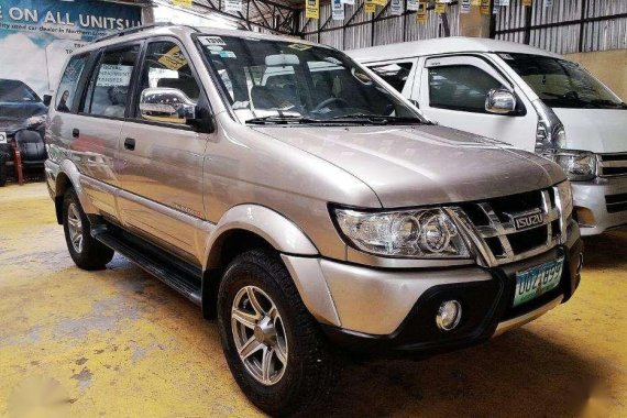 2013 Isuzu Sportivo 2.5 AT - CARPRO Quality Used Car Dealer