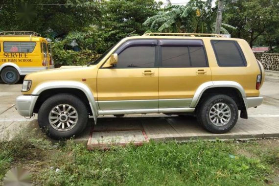 Isuzu Trooper SUV 2005 Yellow For Sale 