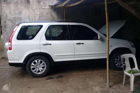 Honda CRV Gen2 2.0 2005 White For Sale 