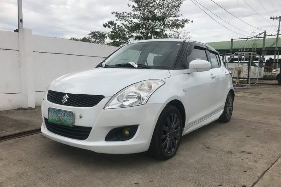 2012 Suzuki Swift AT White Hatchback For Sale 