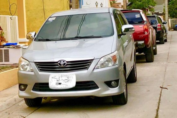 Fresh Toyota Innova E A/T Silver SUV For Sale 