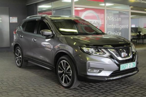 2018 Brand New Nissan X-Trail Model For Sale 