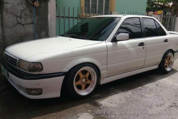 Nissan Sentra LEC JX 1998 White For Sale 