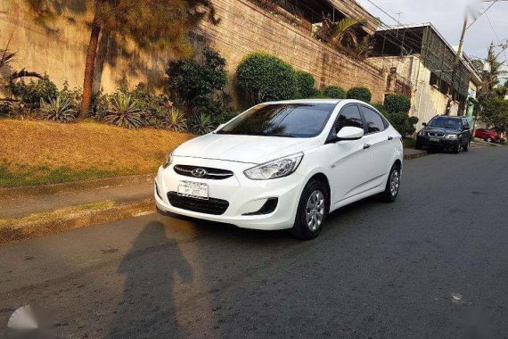 2016 Hyundai Accent Automatic White For Sale 