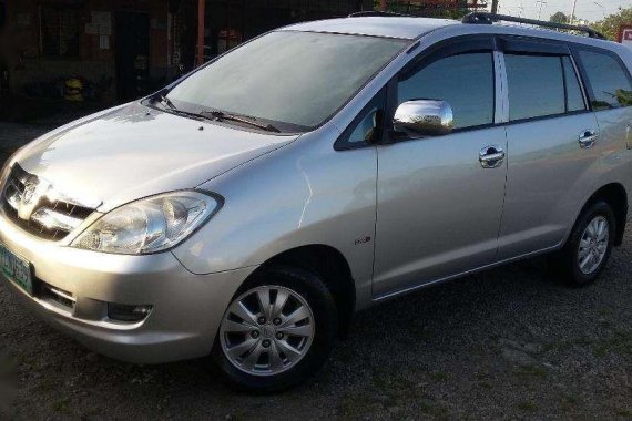 Toyota Innova 2005 MT Dsl Silver For Sale 