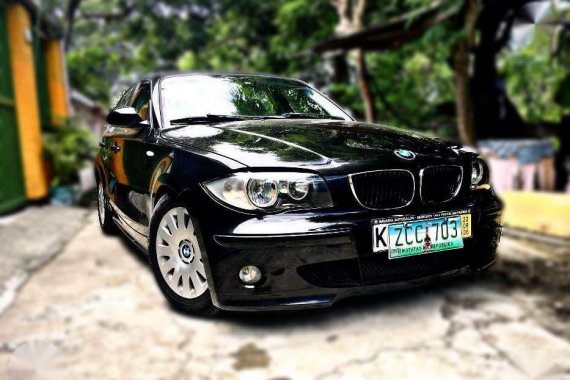 BMW 116i E87 Black  Top of the Line For Sale 