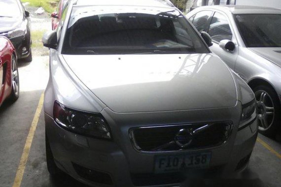 Well-maintained Volvo V50 2012 AT for sale