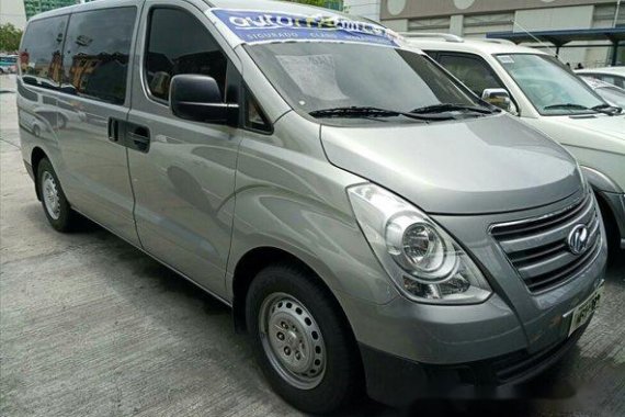 Good as new Hyundai Grand Starex 2017 MT for sale