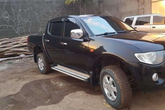 Mitsubishi Strada 2009 for sale
