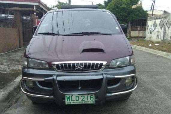 Hyundai Starex 2000 Red For Sale 