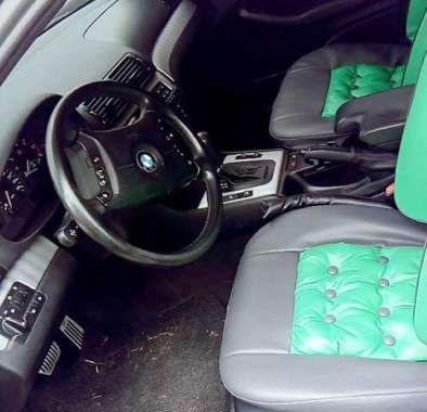 BMW 318i 2004 model Silver Sedan For Sale 