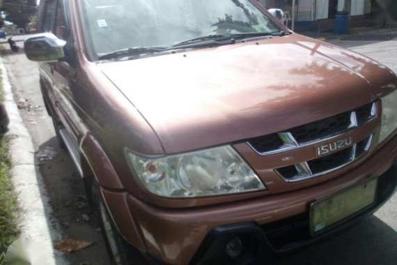 isuzu crosswind xuvi 2006 model manual for sale 