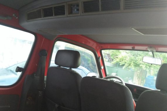 Toyota Hiace 2000 model Red Van For Sale 