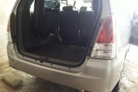 Toyota Innova 2010 Silver SUV Rush For Sale 