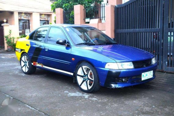 Mitsubishi Lancer 2000 For sale