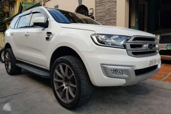 Like new Ford Everest for sale