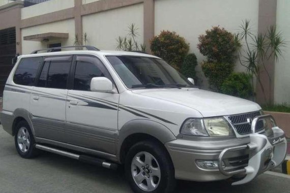 2004 Toyota Revo for sale