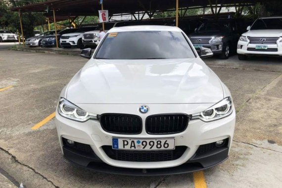 White 2018 Bmw 320D at 2600 km for sale in Pasig 