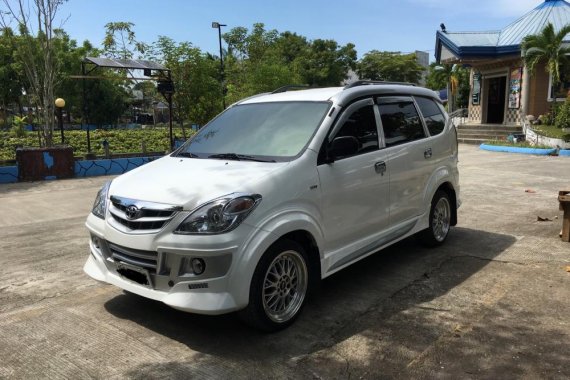 Toyota Avanza 1.3 J White For Sale 