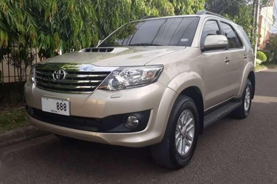 Toyota Fortuner V Series 2014 FOR SALE