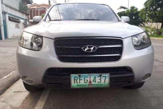 Hyundai Santa Fe 2007 AT Silver For Sale 