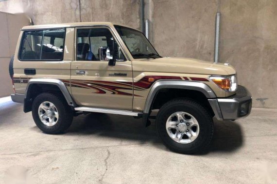 Brand New Toyota Land Cruiser LC70 ( Rover FJ 4x4 Jeep diesel )