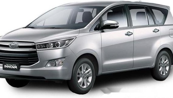 Toyota Innova V 2018 for sale 