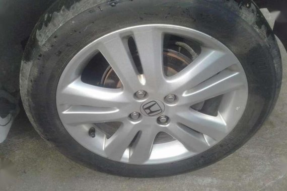 honda jazz 2009 top of the line