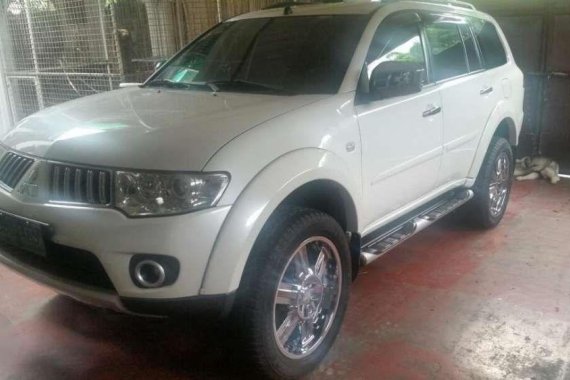 2012 Mitsubishi Montero Gls v automatic for sale