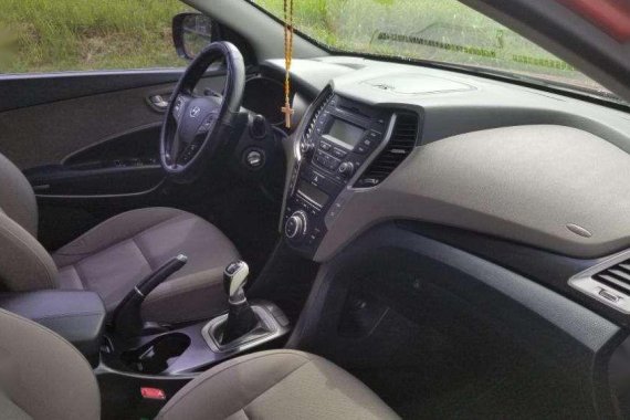 Hyundai Santa Fe 2013 2.2L MT  for sale