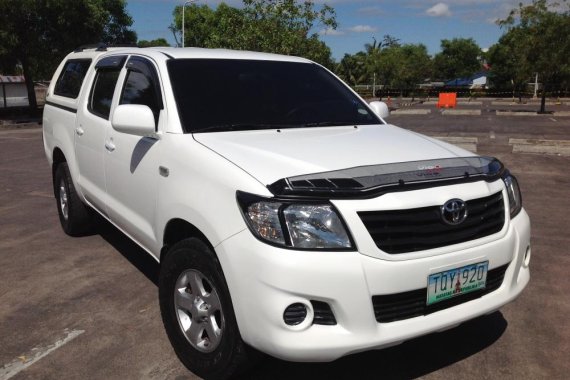 Toyota Hilux J Pick-up truck 2012 model Diesel engine 4x2 MT diesel Lucena City