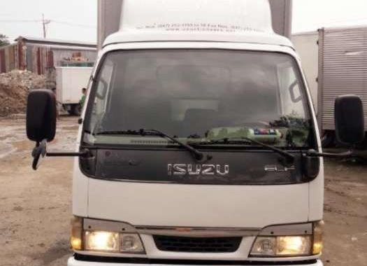 NEW ARRIVAL isuzu elf nkr 14ft 4HL1 closed van like fuso canter