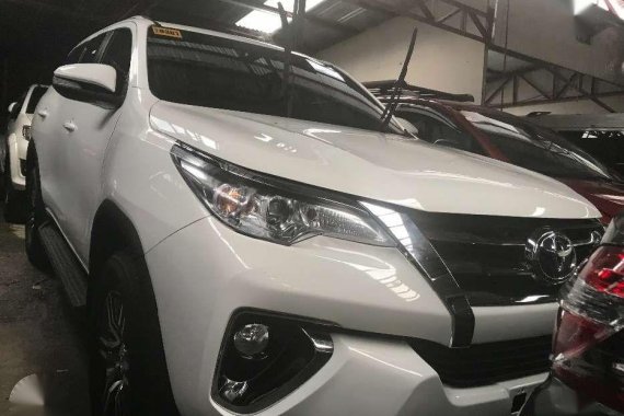 2017 Toyota Fortuner 2.4G 4x2 Automatic White August Sale