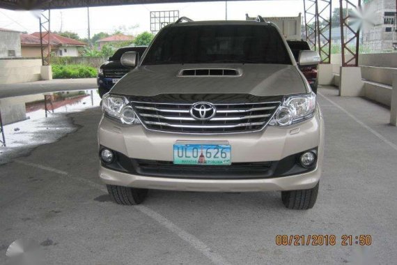 SELLING TOYOTA Fortuner 2013 dsel matic