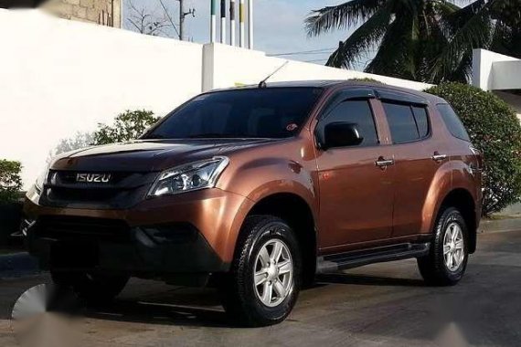 MINT CONDITION 2015 isuzu mux mt 1st own cebu lady driven low mileage