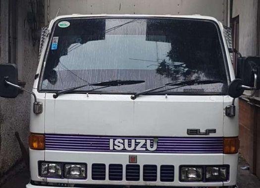 Isuzu elf closevan 1995 model for sale