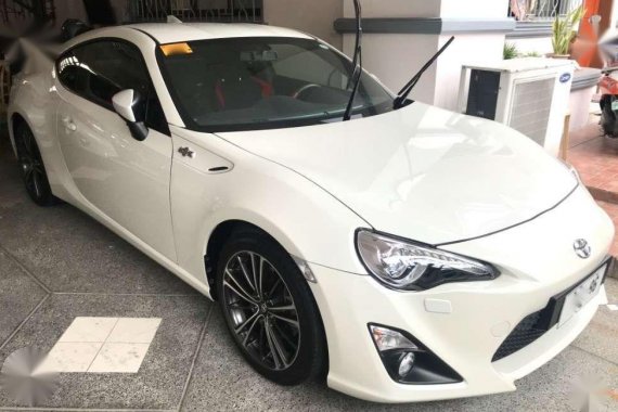 2015 Toyota 86 2.0L AT For Sale