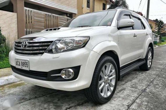 Toyota Fortuner V 4X4 2015 for sale 