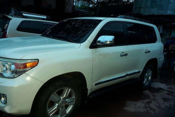 Toyota Land Cruiser 2012 VX V8 for sale 