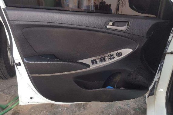 2015 Hyundai Accent hatch for sale 