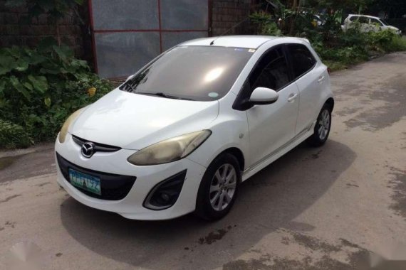 Mazda 2 2010 model top of the line