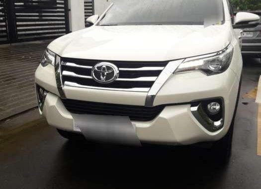 Toyota Fortuner V 2016 Top of the line 4X4 limited edition