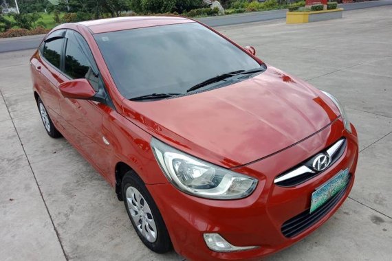 2012 HYUNDAI ACCENT FOR SALE