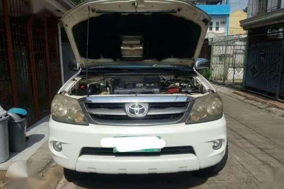 Toyota Fortuner 2005 V-Series 4x4 FOR SALE
