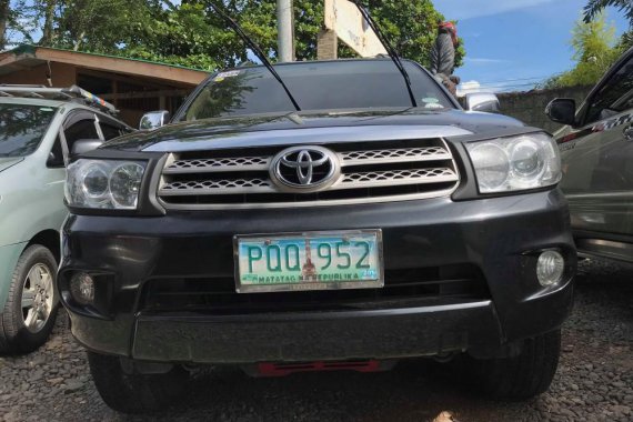 Toyota Fortuner 2.5G Manual Diesel 2011