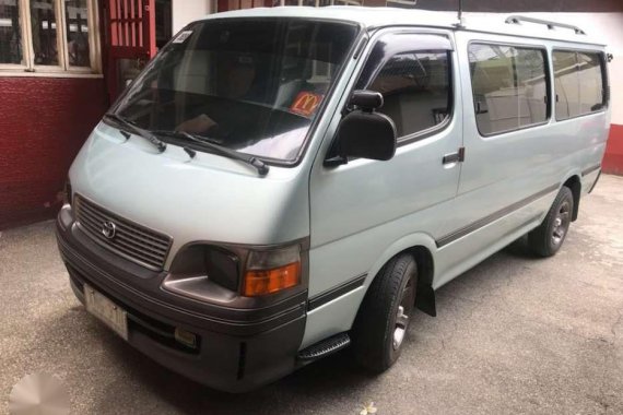 FOR SALE Toyota Hiace commuter